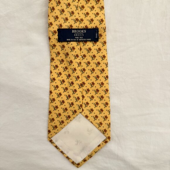 Brooks Brothers Basics Pure Silk Made in USA tie floral flower autumn fall gold - Picture 4 of 7